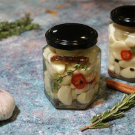 Photo of pickled garlic 4