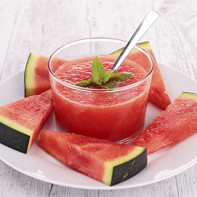 Foto vom Fruchtfleisch der Wassermelone mit Marmelade