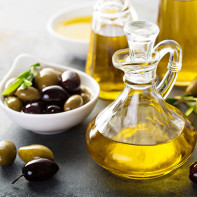 Recipes for traditional medicine with olive oil