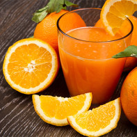 Fotografie pomerančového džusu