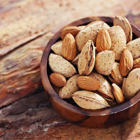 Photo of almonds 2