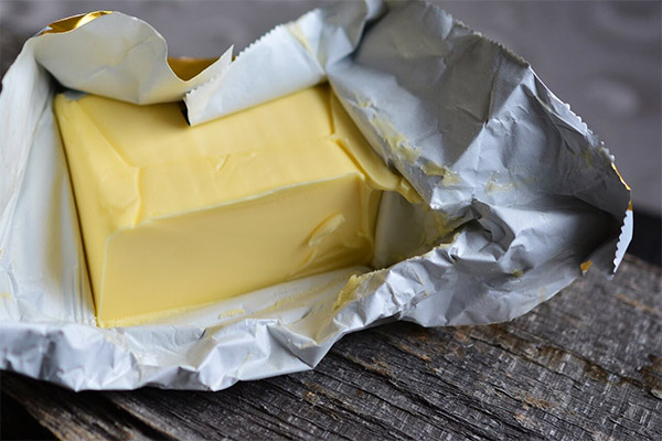 What is the difference between margarine and butter