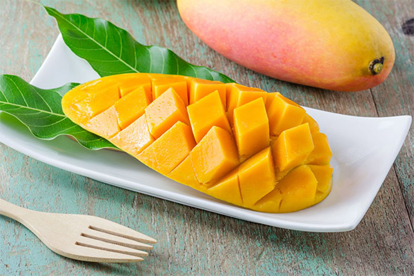 Die richtige Art, Mangos zu essen