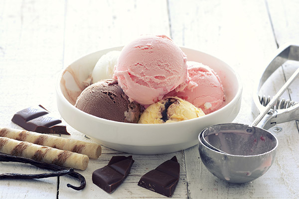 アイスクリームの正しい食べ方とは？