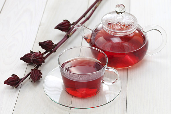 Les avantages pour la santé du thé à l'hibiscus