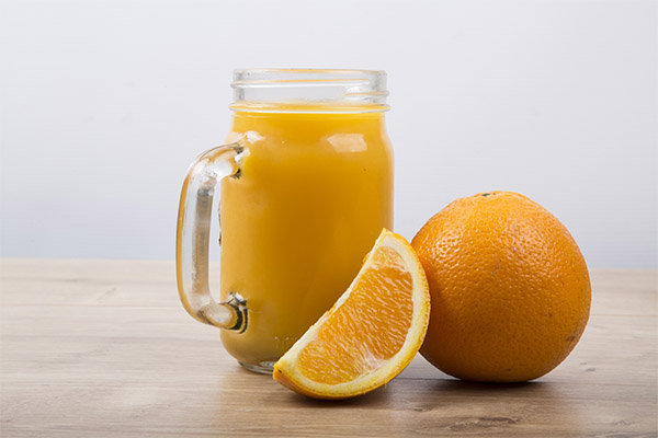 オレンジジュースの効用と弊害