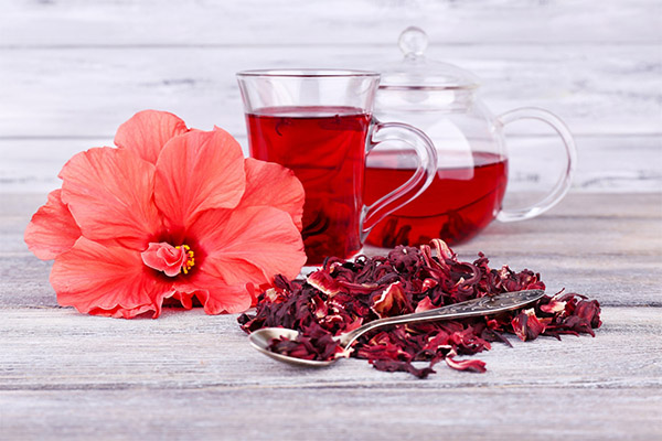 Les avantages et les inconvénients du thé à l'hibiscus