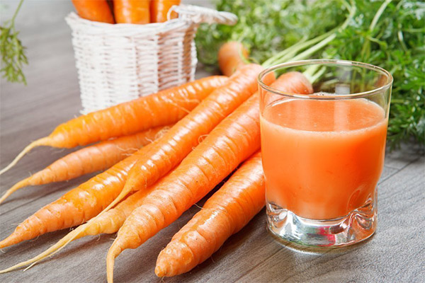 Přínosy a škody mrkvové šťávy
