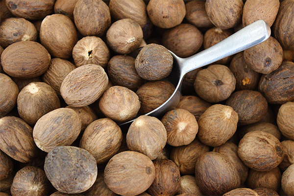 The benefits and harms of nutmeg