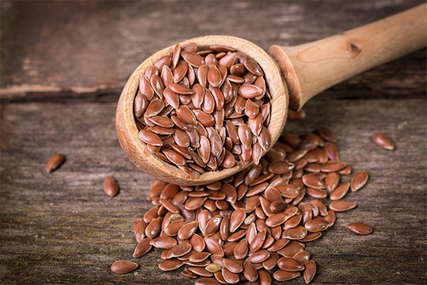 The benefits and harms of flax seeds