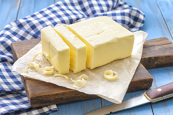 Přínosy a škody másla