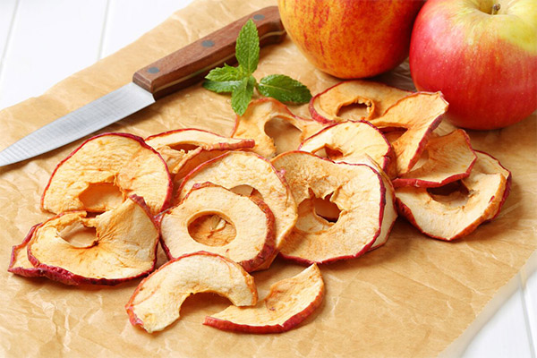 Výhody a škody sušených jablek