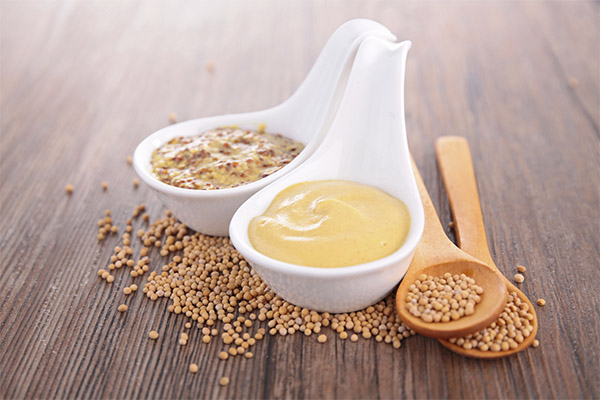 Recipes of folk medicine based on mustard