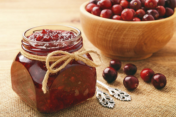 Jam from cranberries