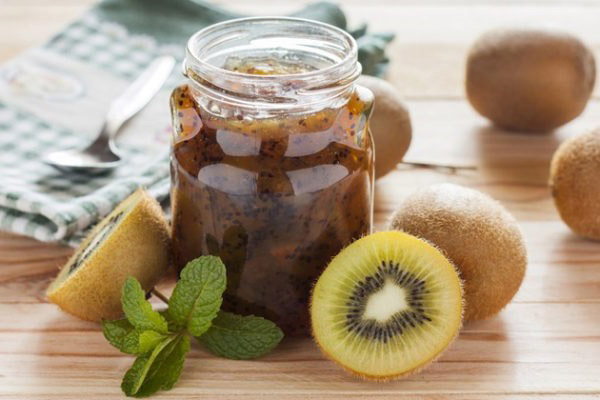 Sådan syltes kiwi-frugt