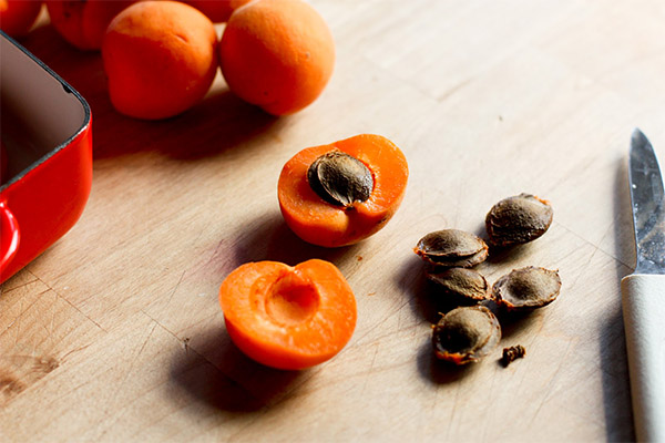 Quels sont les avantages des amandes d'abricot ?