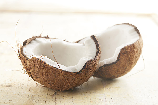 Jak rozlousknout kokosový ořech