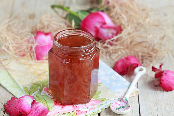 How to make jam from rose petals