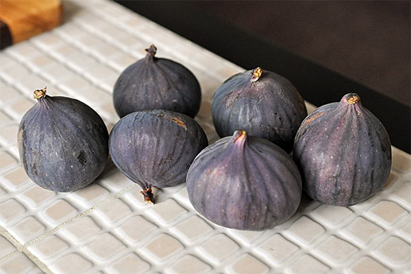 How to Choose and Store Figs