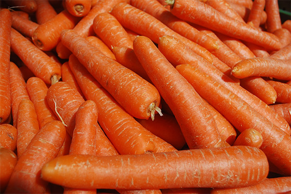 In what form carrots are healthier