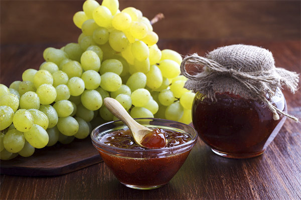 Grape jam without sugar