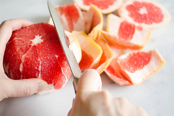 How to eat grapefruit properly