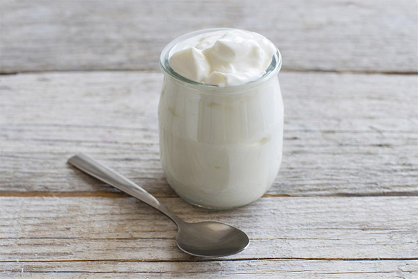 Jak vyrobit řecký jogurt