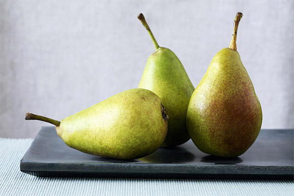Benefits and harms of pears
