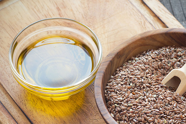 The benefits and harms of flaxseed oil