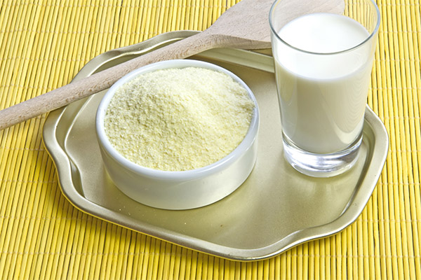 The benefits and harms of milk powder