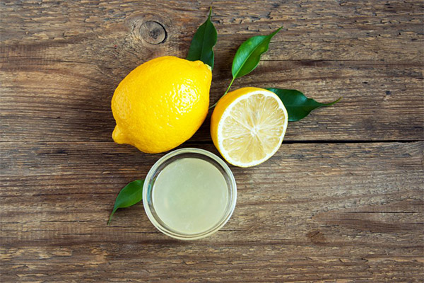 Zitronensaft im täglichen Gebrauch