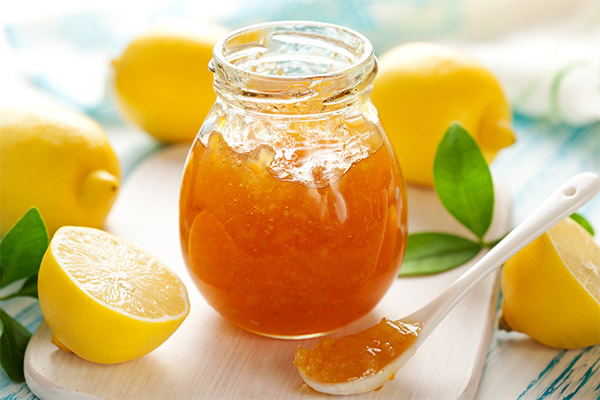Recipe for Lemon Jam with Zucchini