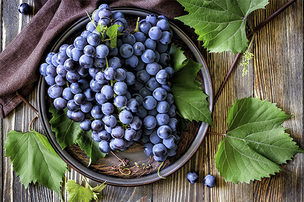 Wie man Weintrauben richtig isst