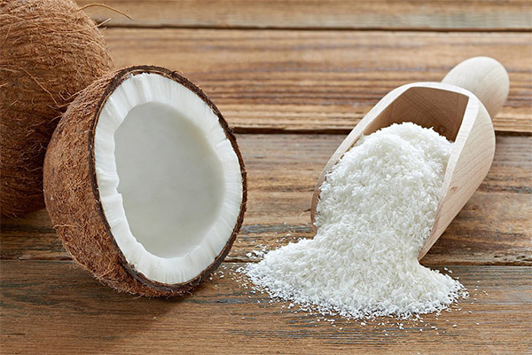 How to take the pulp out of coconut and make shavings