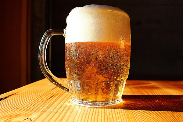 Darf man vor der Blutspende Bier trinken?