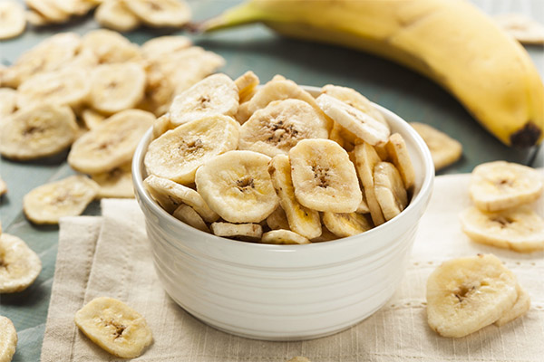 Fordele og ulemper ved tørrede bananer