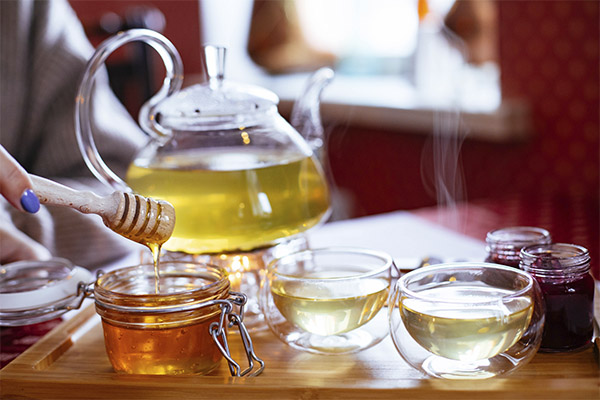 How to brew and drink honey tea