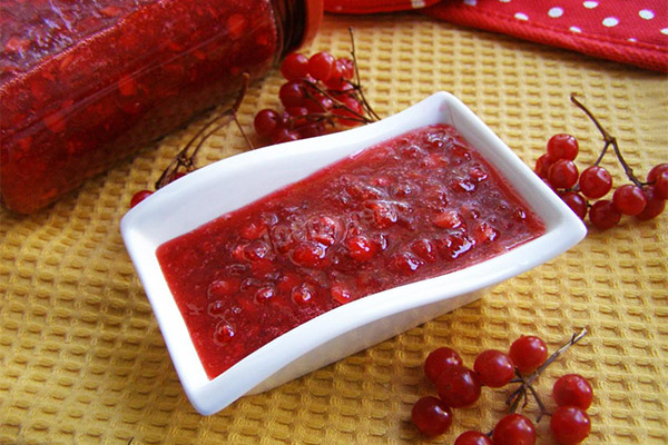 Stone-free cranberry jam
