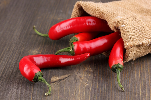 Přínosy a škodlivost červené papriky