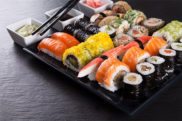 Skader og kontraindikationer ved sushi og sushi.