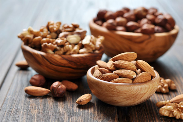 What kind of nuts are good for your eyesight