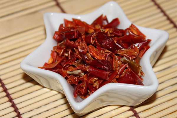 What can be made of dried bell peppers