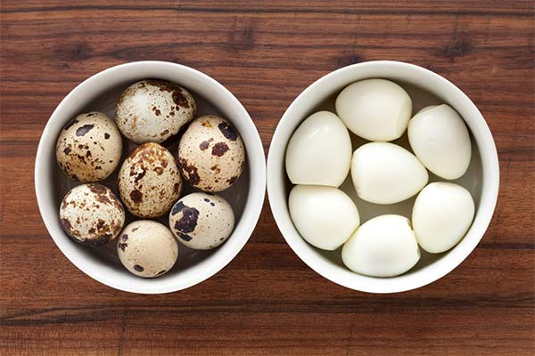 How to peel quail eggs fast