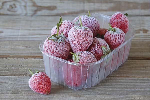 Kann ich während der Schwangerschaft gefrorene Erdbeeren essen?