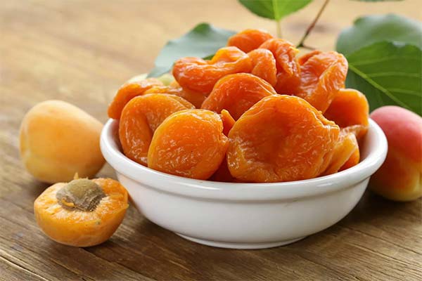 Comment sécher les abricots secs à la maison