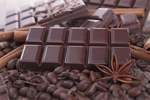 チョコレートが人体に与える影響