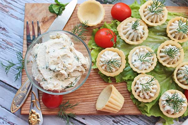 Dishes with herring butter