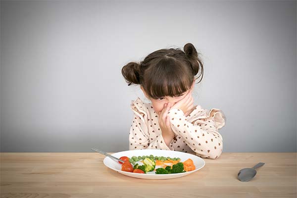 Que faire si un enfant refuse de manger ?