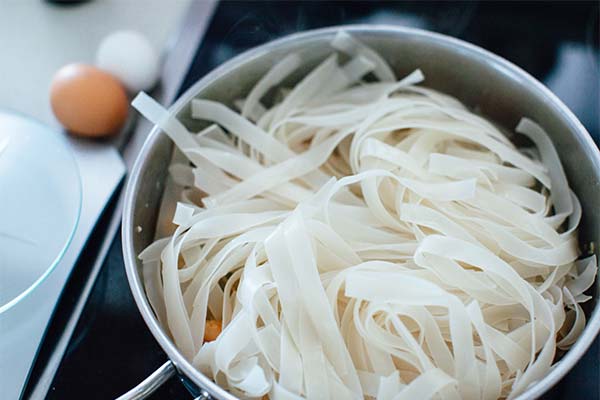 Comment cuire les nouilles de riz