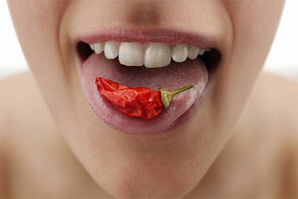 辛いものを食べた後の口の中の灼熱感を和らげる方法